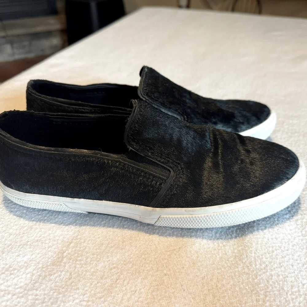 (7.5) Salt N Peppa Kenneth Cole Reaction Cow Hair Black Loafers